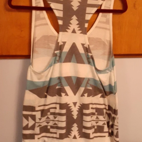 3 colorful long sleeveless tunic tops, beautiful colors! Size large forever 21 - Picture 4 of 6